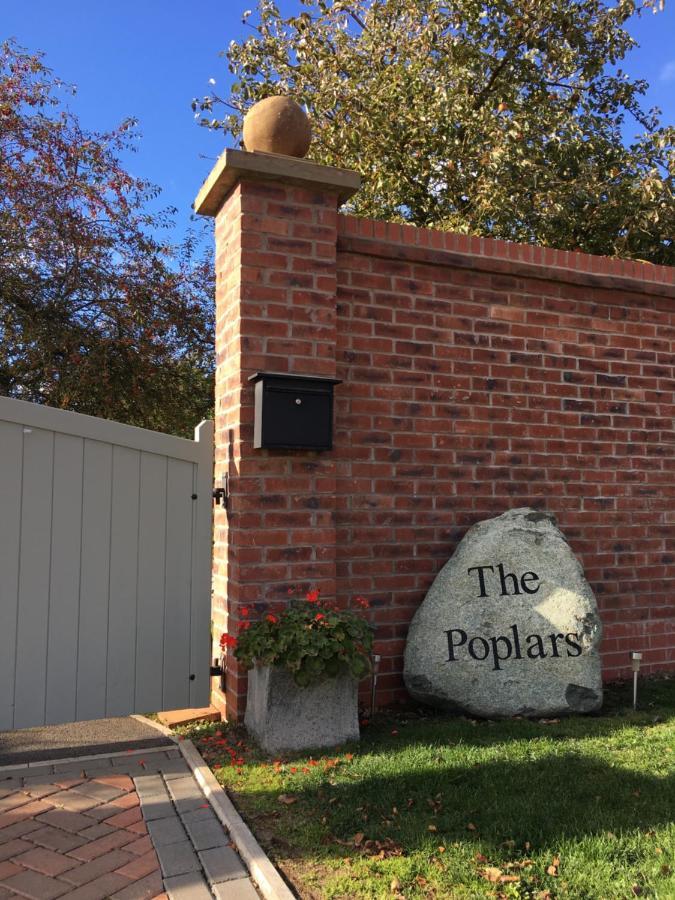 뉴볼드온스투어 The Poplars B&B 외부 사진